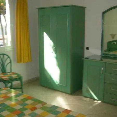 Esquinzo Y Monte Del Mar