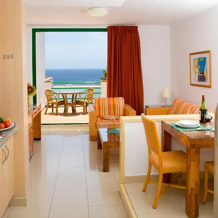 Aparthotel Esquinzo Y Monte Del Mar