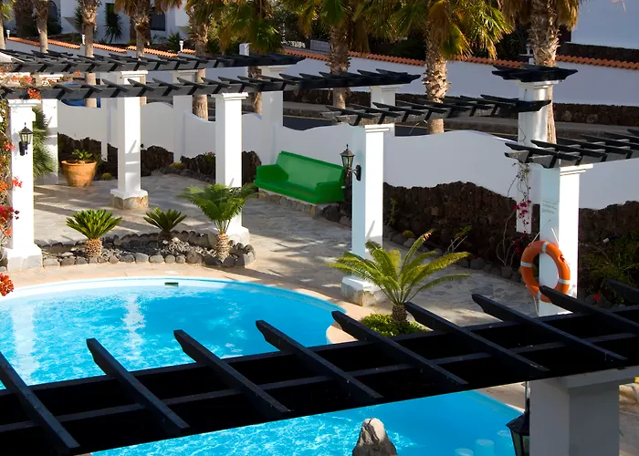 Esquinzo Y Monte Del Mar