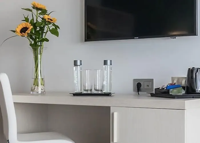 Apartmanhotel Esquinzo Y Monte Del Mar