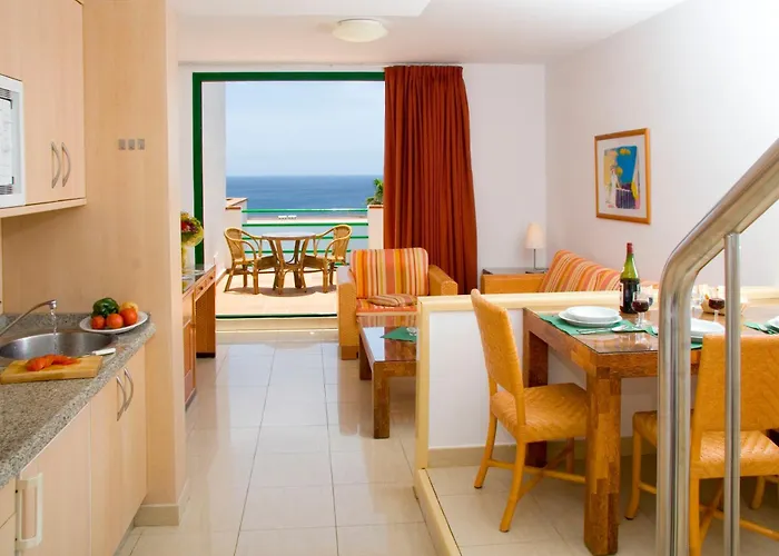 Apartmanhotel Esquinzo Y Monte Del Mar